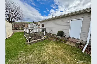 301 E Touchet Street, Dayton, WA 99328 - Photo 26