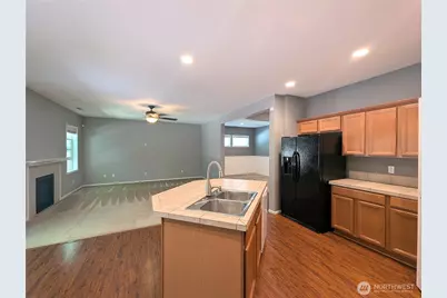 8415 10th Place SE, Lake Stevens, WA 98258 - Photo 8