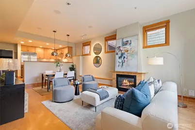 3824 Evanston Avenue N #6, Seattle, WA 98103 - Photo 4