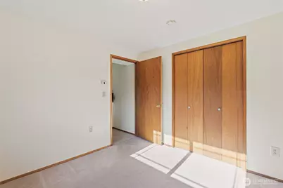 415 N 179th Place #Lower, Shoreline, WA 98133 - Photo 10