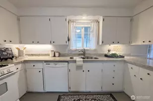 7314 Soundview Dr, Gig Harbor, WA 98332 - Photo 12