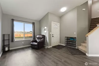 9826 Greenleaf Loop SE, Yelm, WA 98597 - Photo 6