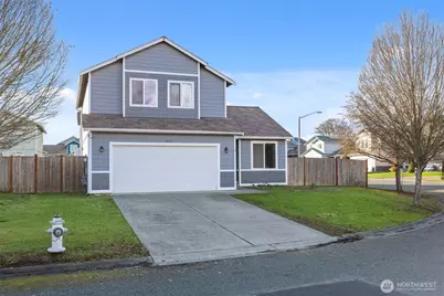 9826 Greenleaf Loop SE, Yelm, WA 98597 - Photo 2