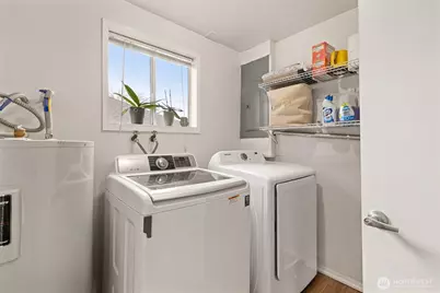 12067 Renton Avenue S, Seattle, WA 98178 - Photo 12