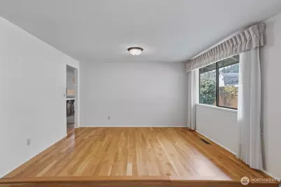 5633 Finch Drive, Longview, WA 98632 - Photo 8