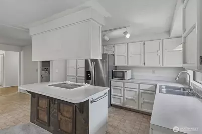 5633 Finch Drive, Longview, WA 98632 - Photo 14