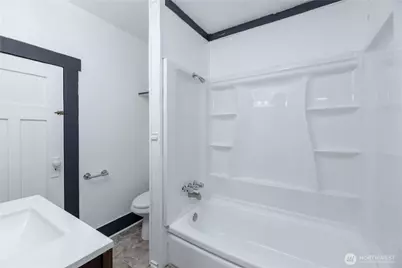 734 W 4th St, Port Angeles, WA 98363 - Photo 22