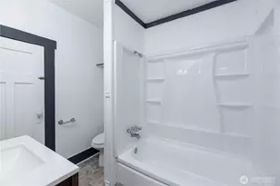 734 W 4th St, Port Angeles, WA 98363 - Photo 22