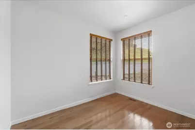 3012 N Narrows Drive #1, Tacoma, WA 98407 - Photo 4