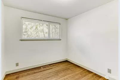 10020 SE 7th Street, Bellevue, WA 98004 - Photo 20