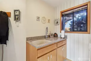 2910 13th St SW, Puyallup, WA 98373 - Photo 38