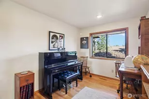 2910 13th St SW, Puyallup, WA 98373 - Photo 24