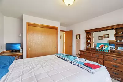 2910 13th Street SW, Puyallup, WA 98373 - Photo 18