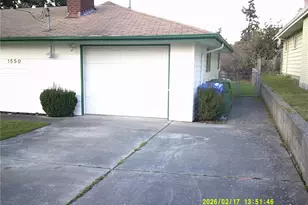 1550 NE 8th Ave, Oak Harbor, WA 98277 - Photo 4
