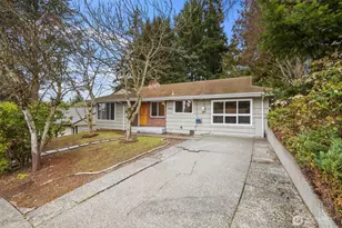 2108 E 24th St, Bremerton, WA 98310 - Photo 1
