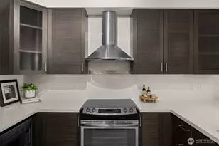 1760 NW 56th St, Seattle, WA 98107 - Photo 6