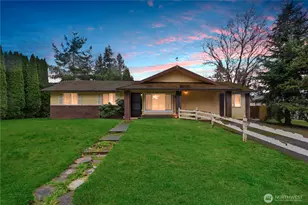 6130 87th St NE, Marysville, WA 98270 - Photo 2