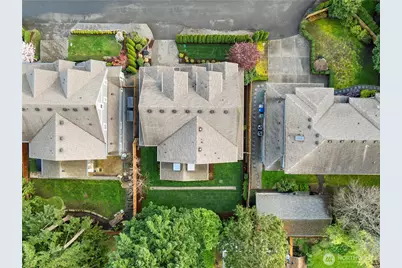 10610 NE 28th Street, Bellevue, WA 98004 - Photo 32