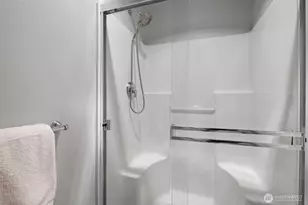 15405 35th Ave W, Lynnwood, WA 98037 - Photo 24