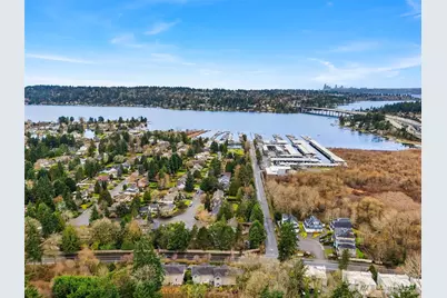 4020 Lake Washington Boulevard SE, Bellevue, WA 98006 - Photo 30