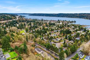 4020 Lake Washington Blvd SE, Bellevue, WA 98006 - Photo 32