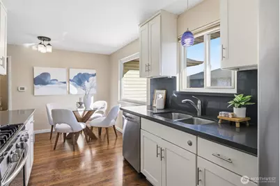 8106 39th Avenue SW, Seattle, WA 98136 - Photo 14