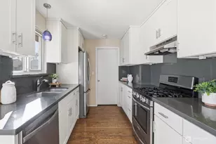 8106 39th Ave SW, Seattle, WA 98136 - Photo 12