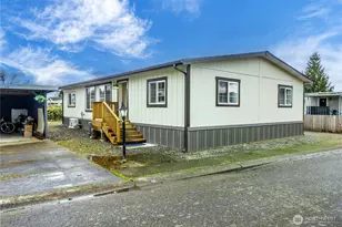 8220 37th St Ct E, Edgewood, WA 98371 - Photo 2