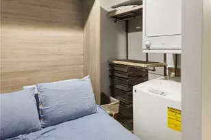 705 E Republican St, Seattle, WA 98102 - Photo 12