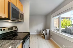 705 E Republican St, Seattle, WA 98102 - Photo 10