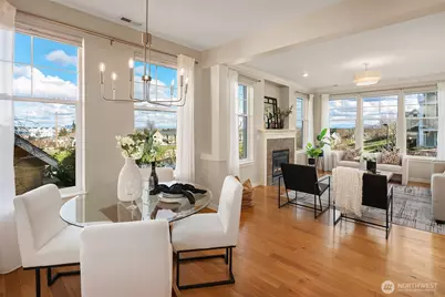 5950 31st Avenue SW, Seattle, WA 98126 - Photo 4