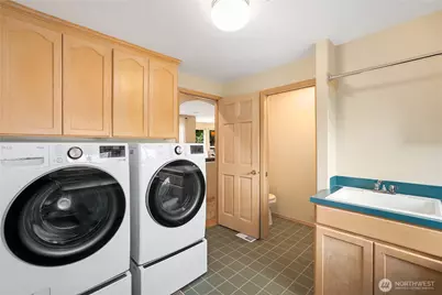 423 SW 348th Court, Federal Way, WA 98023 - Photo 18