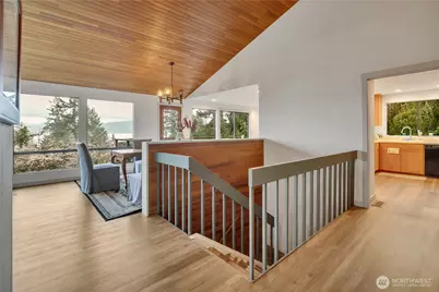 631 W Lake Sammamish Parkway NE, Bellevue, WA 98008 - Photo 8