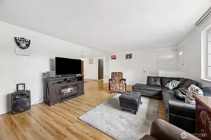 609 E 69th St, Tacoma, WA 98404 - Photo 4