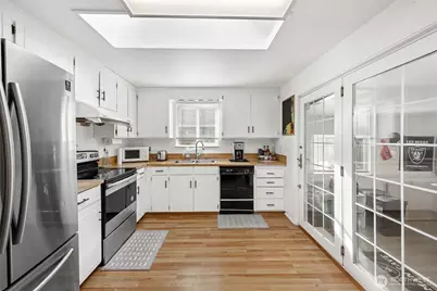 609 E 69th Street, Tacoma, WA 98404 - Photo 6