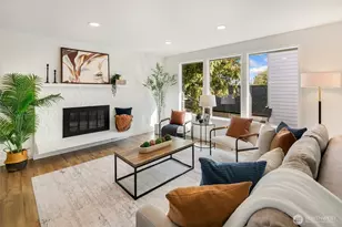 736 N 104th St, Seattle, WA 98133 - Photo 4