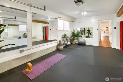 736 N 104th Street, Seattle, WA 98133 - Photo 30