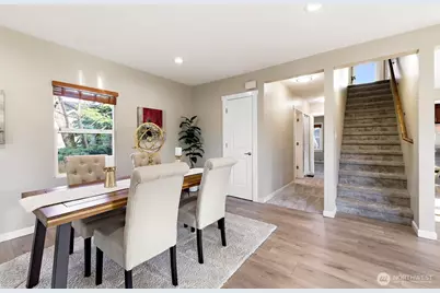 8722 Hamlet Ave S, Seattle, WA 98118 - Photo 10