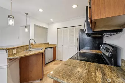 1111 S Villard Street #D25, Tacoma, WA 98465 - Photo 8