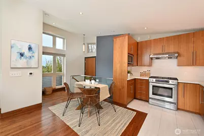 8218 2nd Avenue NE #B, Seattle, WA 98115 - Photo 4