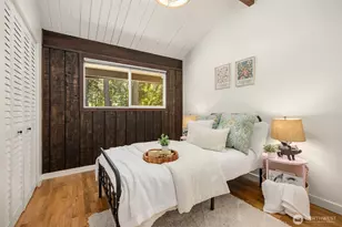 5836 Battle Point Dr NE, Bainbridge Island, WA 98110 - Photo 14