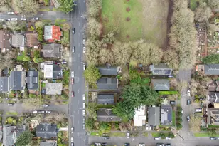 4616 Meridian Ave N, Seattle, WA 98103 - Photo 36