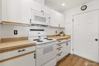 23420 54th Avenue #25-1, Kent, WA 98032 - Photo 6