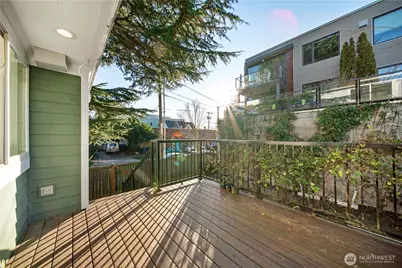 1375 32nd Avenue S, Seattle, WA 98144 - Photo 16