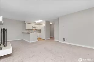 12303 Harbour Pointe Blvd, Mukilteo, WA 98275 - Photo 8