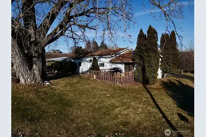 223 Old Riverside Hwy, Omak, WA 98841 - Photo 10