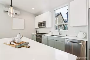 2634 NW 58th St, Seattle, WA 98107 - Photo 10