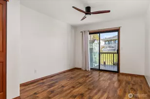 905 NE Leach St, Coupeville, WA 98239 - Photo 24