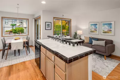 10142 NE 63rd Street, Kirkland, WA 98033 - Photo 12