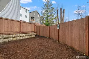 309 207th Pl SE, Bothell, WA 98012 - Photo 32